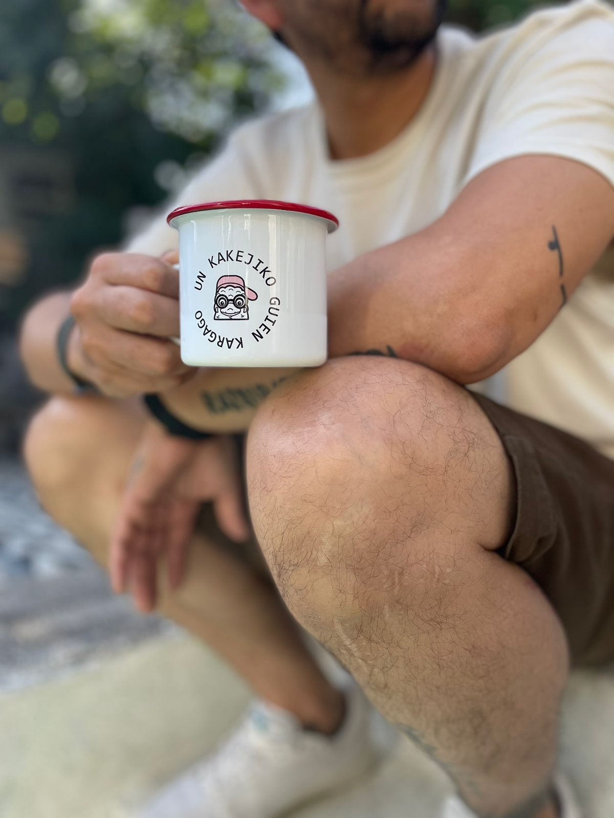 Tazón enlozado "Un kakejijo"- Borde Rojo